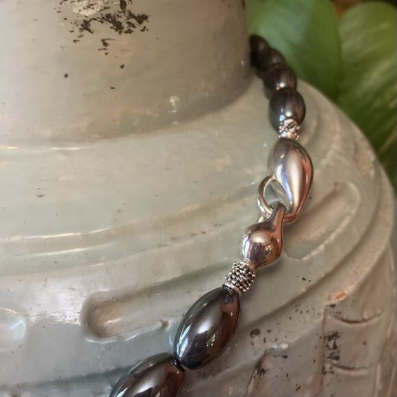 Michael Dawkins Necklace Sterling Silver and Hematite with Interlocking Pod - Picture 6 of 9